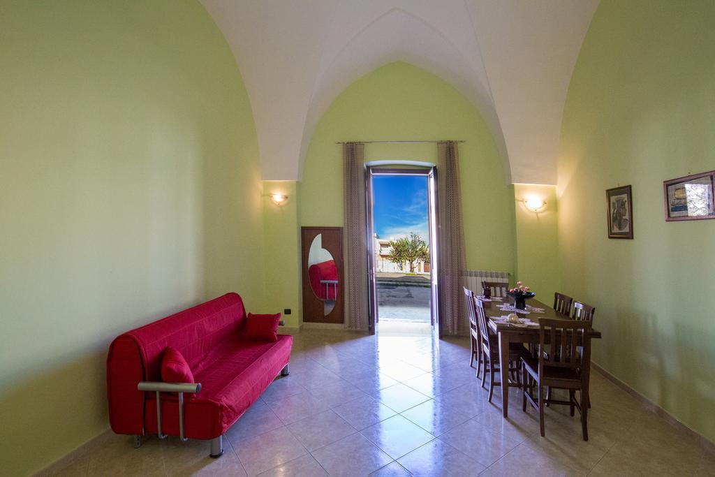 Casa Annette Apartment โกแปร์ติโน ภายนอก รูปภาพ